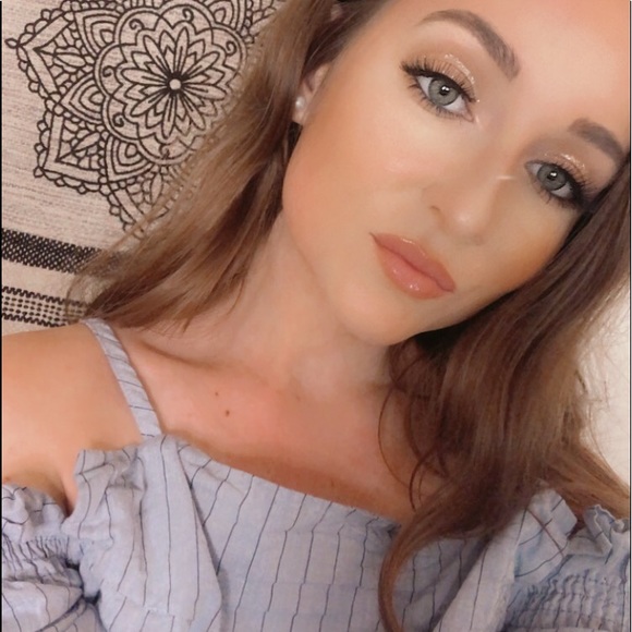 Meet your posher - Picture 2 of 4